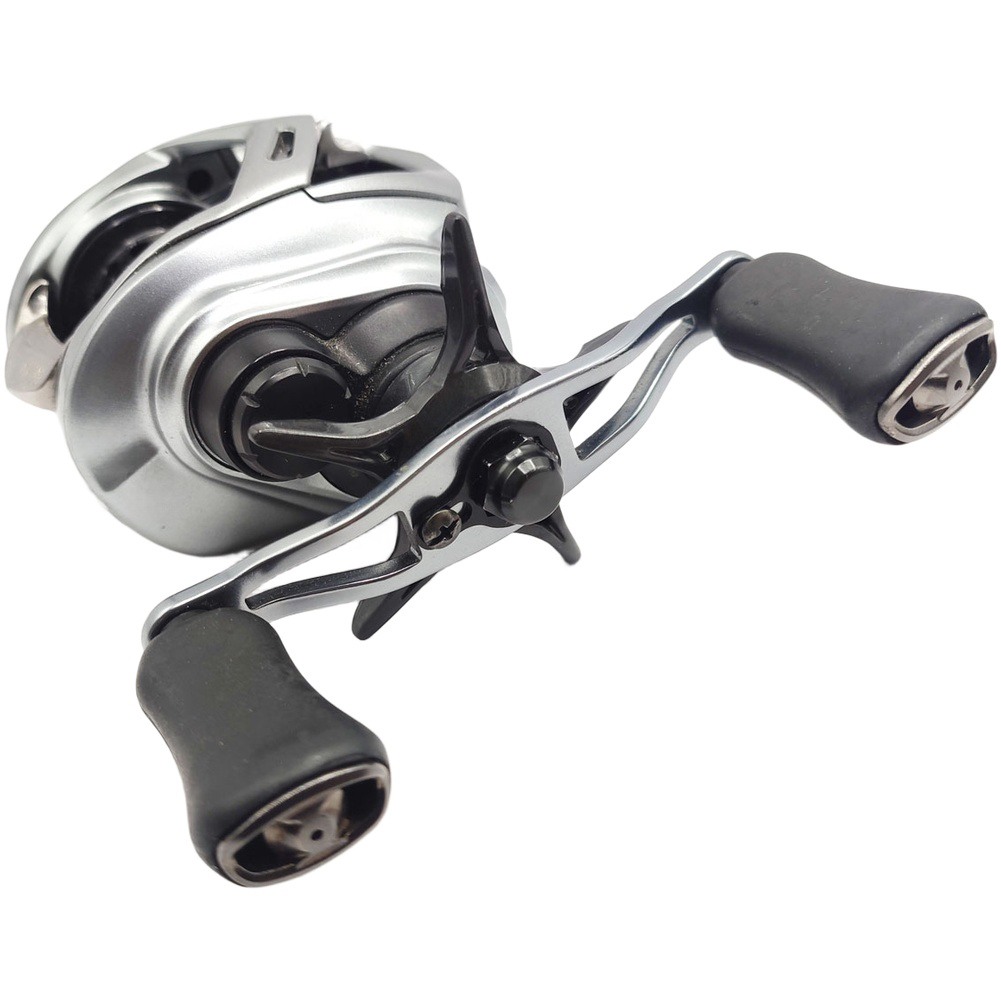 ベイトキャスティングフィッシングラバーグリップノブメタルラバ - Spincast Reel のレビューと価格